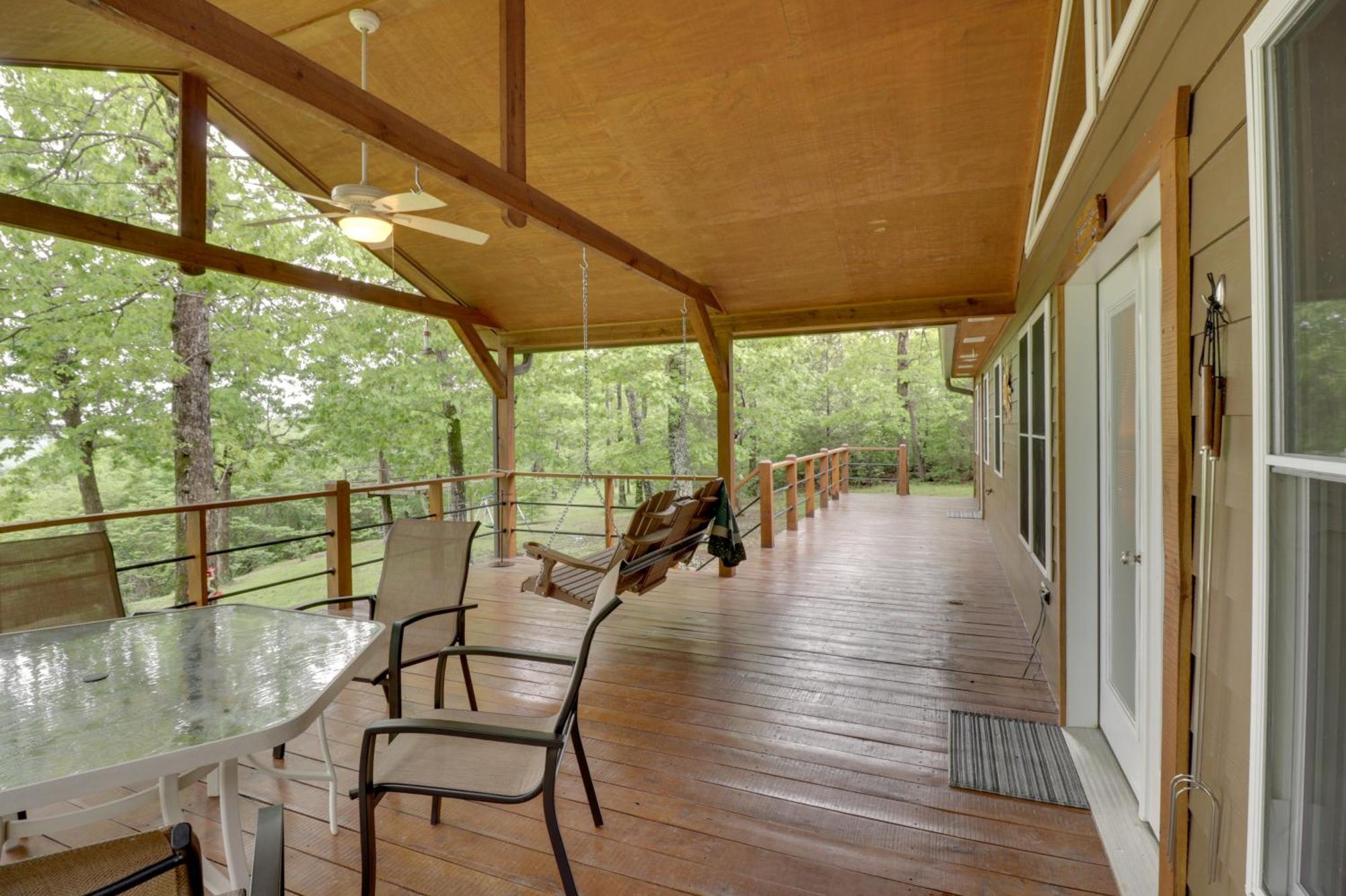 Spacious And Elegant Mountain View Cabin With Deck! المظهر الخارجي الصورة